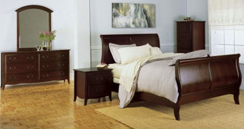 Modus Santa Barbara Sleigh Bed, Queen